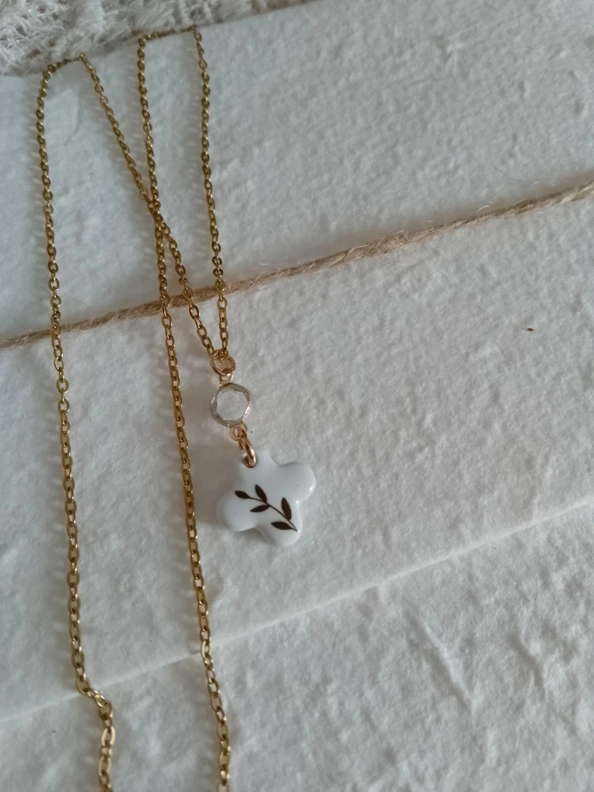 Clover porcelain and rock crystal stone necklace – photo 6